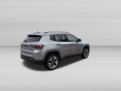 Used 2020 Jeep Compass Limited FWD image 4