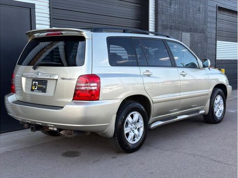 Used 2003 Toyota Highlander 4WD V6 image 3