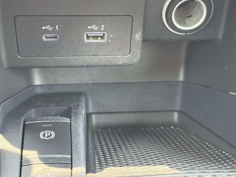 Used 2023 Nissan Kicks SV FWD image 19