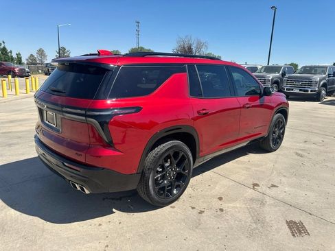 Certified 2026 Chevrolet Traverse RS AWD/4WD image 38