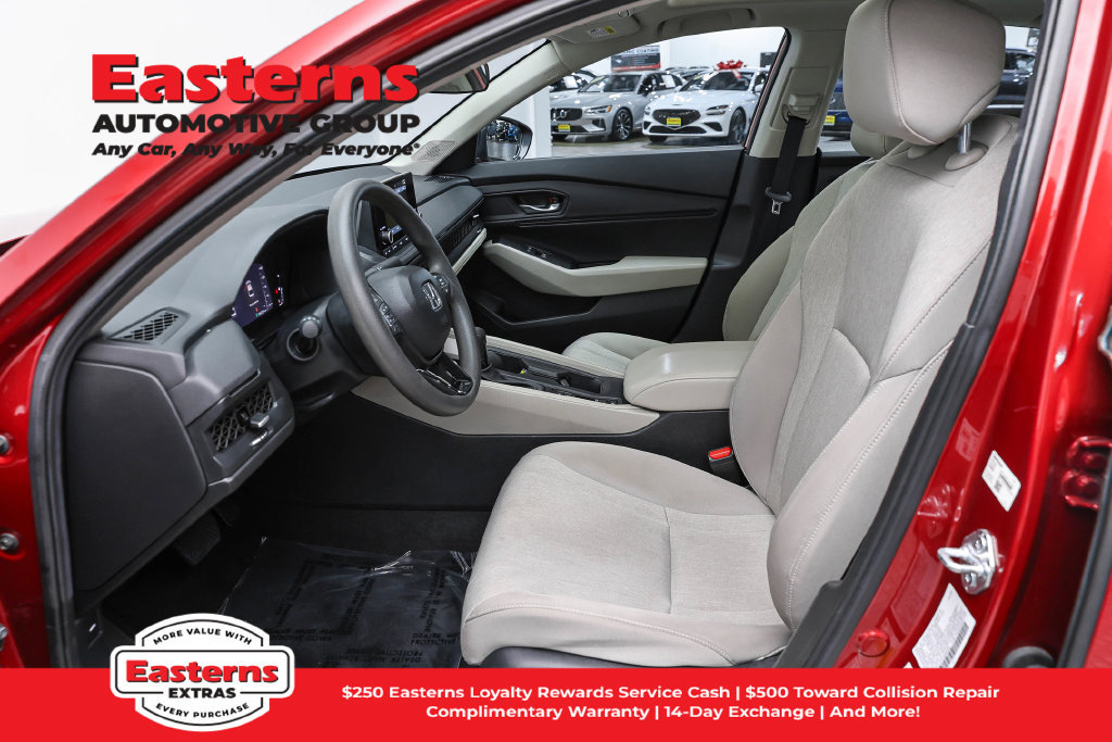 Used 2025 Honda Accord SE image 15