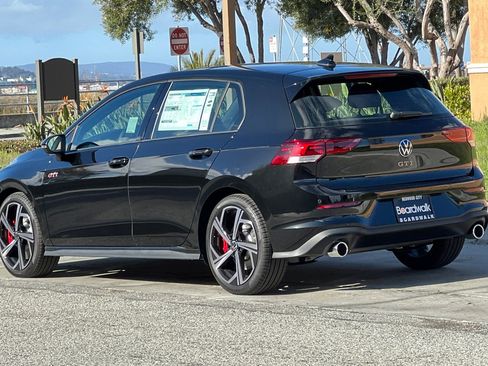 New 2026 Volkswagen GTI SE image 6