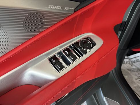Used 2023 Chevrolet Corvette Stingray Premium Conv w/ Z51 Performance Package RWD image 19