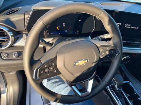 New 2026 Chevrolet Trax LT w/ LT Convenience Package image 10