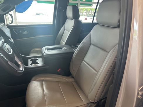 Used 2021 GMC Yukon SLT w/ SLT Luxury Plus Package AWD/4WD image 21
