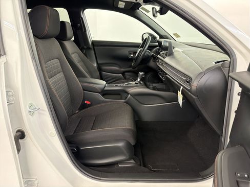 Certified 2024 Honda HR-V Sport image 29