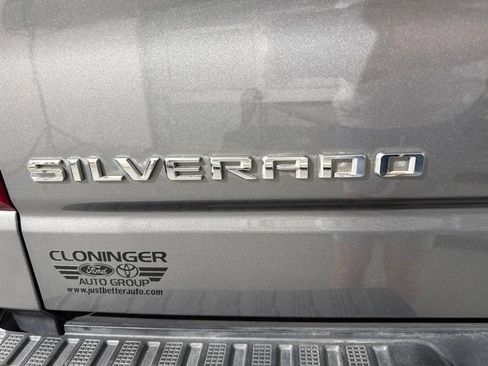 Used 2020 Chevrolet Silverado 1500 LT w/ Convenience Package RWD image 9
