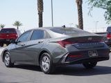 Used 2024 Hyundai Elantra SE image 3