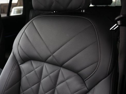 Used 2025 BMW X5 xDrive40i image 8