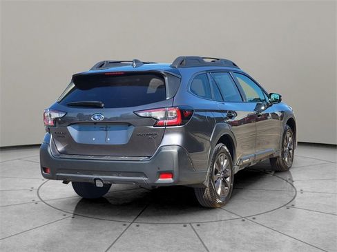 Used 2025 Subaru Outback Onyx Edition XT w/ Popular Package #2 image 12
