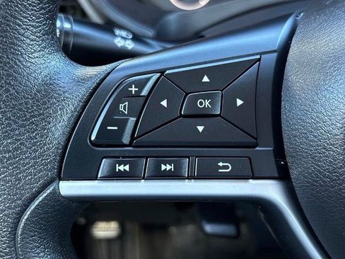 Certified 2021 Nissan Altima 2.5 S FWD image 19
