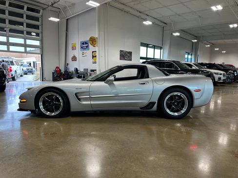 Used 2001 Chevrolet Corvette Z06 w/ Memory Pkg RWD image 4