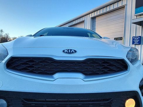 Used 2021 Kia Forte LXS image 11