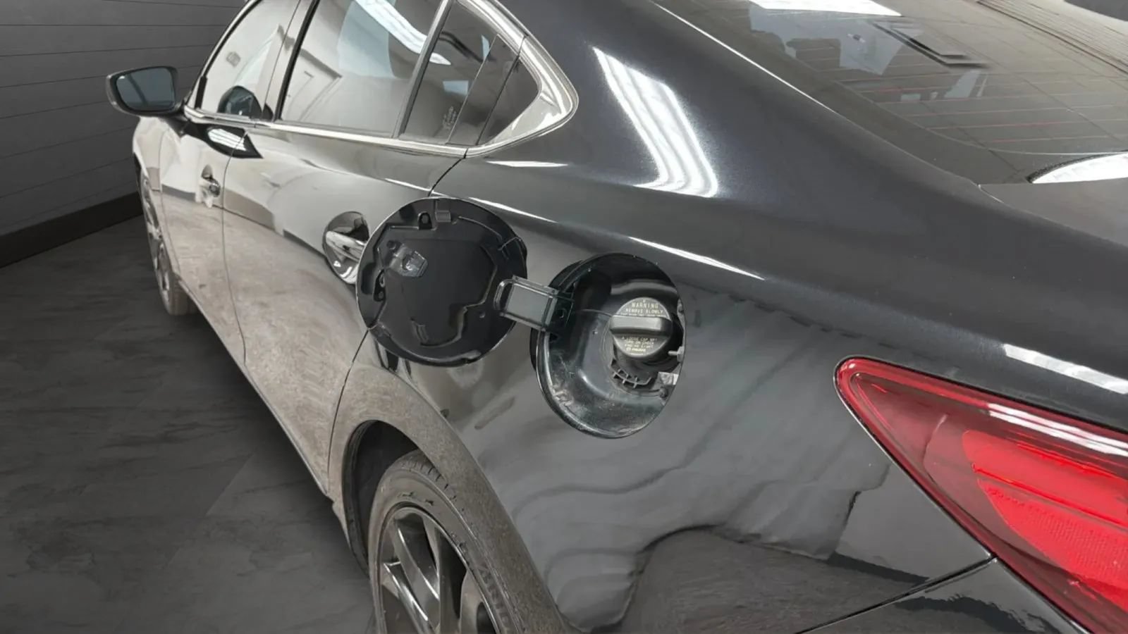 Used 2017 MAZDA MAZDA6 Grand Touring FWD image 26