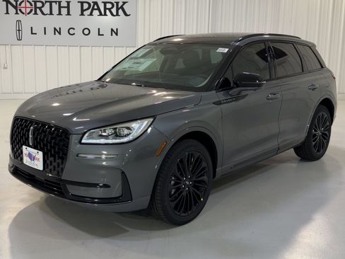 New 2026 Lincoln Corsair Grand Touring w/ Jet Appearance Package AWD/4WD image 5