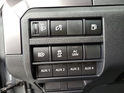 Certified 2025 Toyota 4Runner TRD Off-Road AWD/4WD image 23