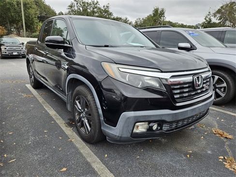 Used 2017 Honda Ridgeline Sport image 5