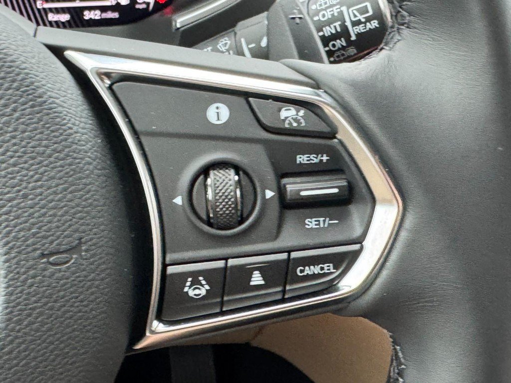 Certified 2026 Acura MDX SH-AWD image 25