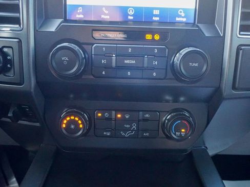 Used 2022 Ford F250 XLT w/ Black Appearance Package image 28