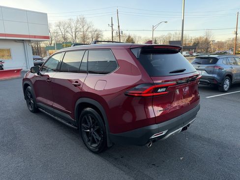 Used 2025 Toyota Grand Highlander MAX Limited image 7