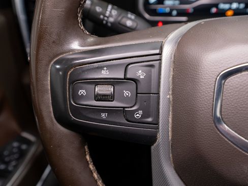 Used 2024 GMC Sierra 3500 Denali AWD/4WD image 30