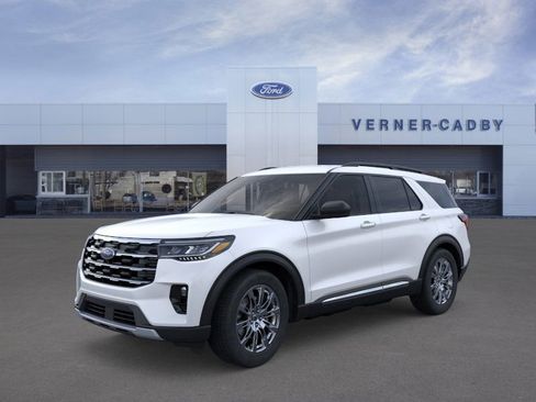 New 2025 Ford Explorer Active w/ Active Comfort Package image 1