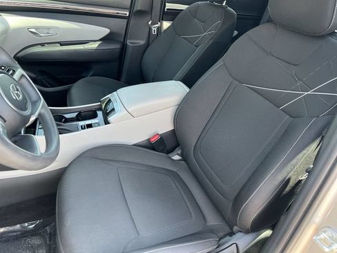 Certified 2024 Hyundai Tucson SE FWD image 31