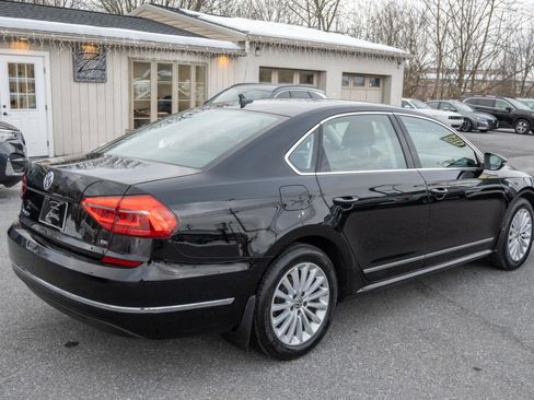 Used 2016 Volkswagen Passat 1.8T SE image 11