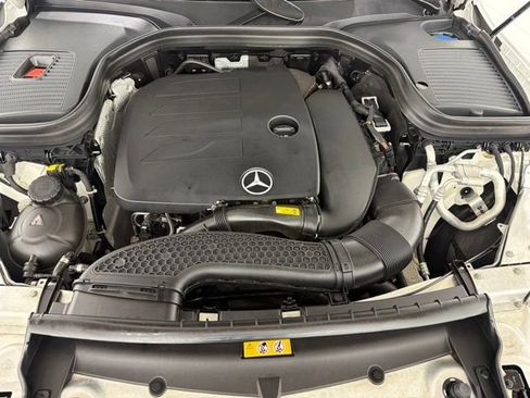 Used 2022 Mercedes-Benz GLC 300 4MATIC image 41