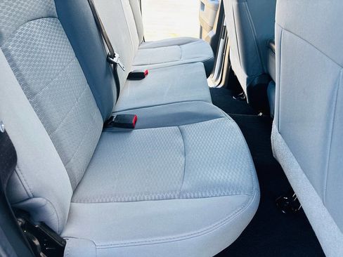 Used 2014 RAM 1500 Classic SLT image 17