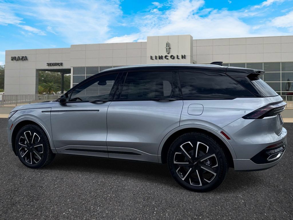 New 2026 Lincoln Nautilus Reserve AWD/4WD image 5