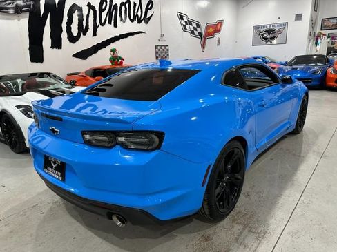 Used 2022 Chevrolet Camaro LT w/ RS Package image 8