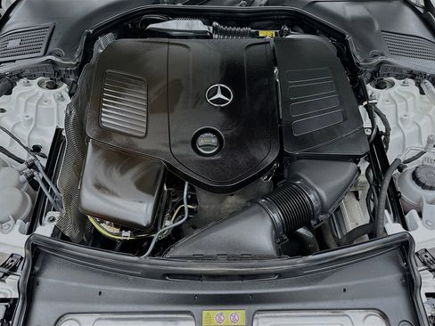 Used 2024 Mercedes-Benz C 300 Sedan image 32