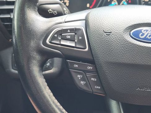 Used 2018 Ford Escape Titanium FWD image 28