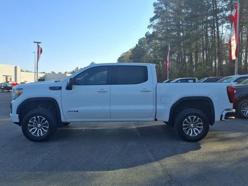 Used 2019 GMC Sierra 1500 AT4 w/ AT4 Premium Package image 3