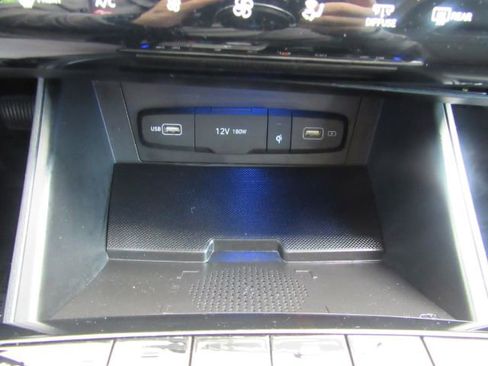 Used 2024 Hyundai Tucson Limited image 46