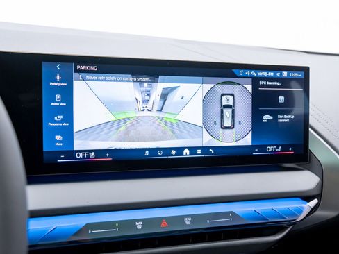 New 2025 BMW X3 xDrive30i w/ Premium Package image 25