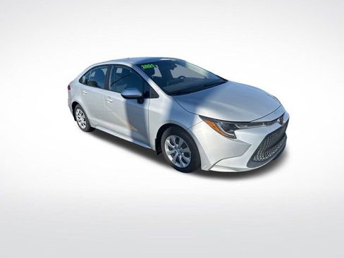 Used 2021 Toyota Corolla LE w/ Carpet Mat Package (TMS) image 7