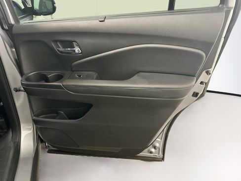 Used 2021 Honda Passport EX-L image 32
