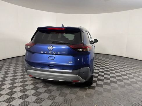 Used 2021 Nissan Rogue SV w/ Premium Package FWD image 13