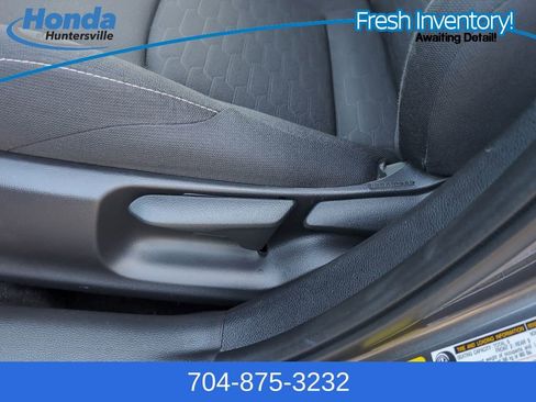 Used 2021 Toyota Corolla SE image 19