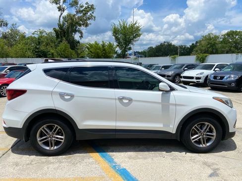 Used 2017 Hyundai Santa Fe Sport FWD image 6