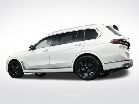 New 2026 BMW X7 xDrive40i AWD/4WD image 31