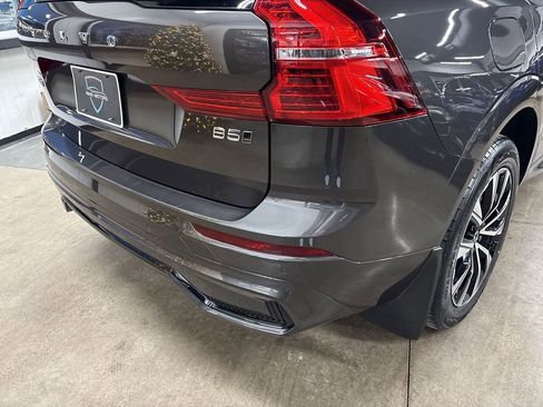 Used 2024 Volvo XC60 B5 Core w/ Climate Package image 21