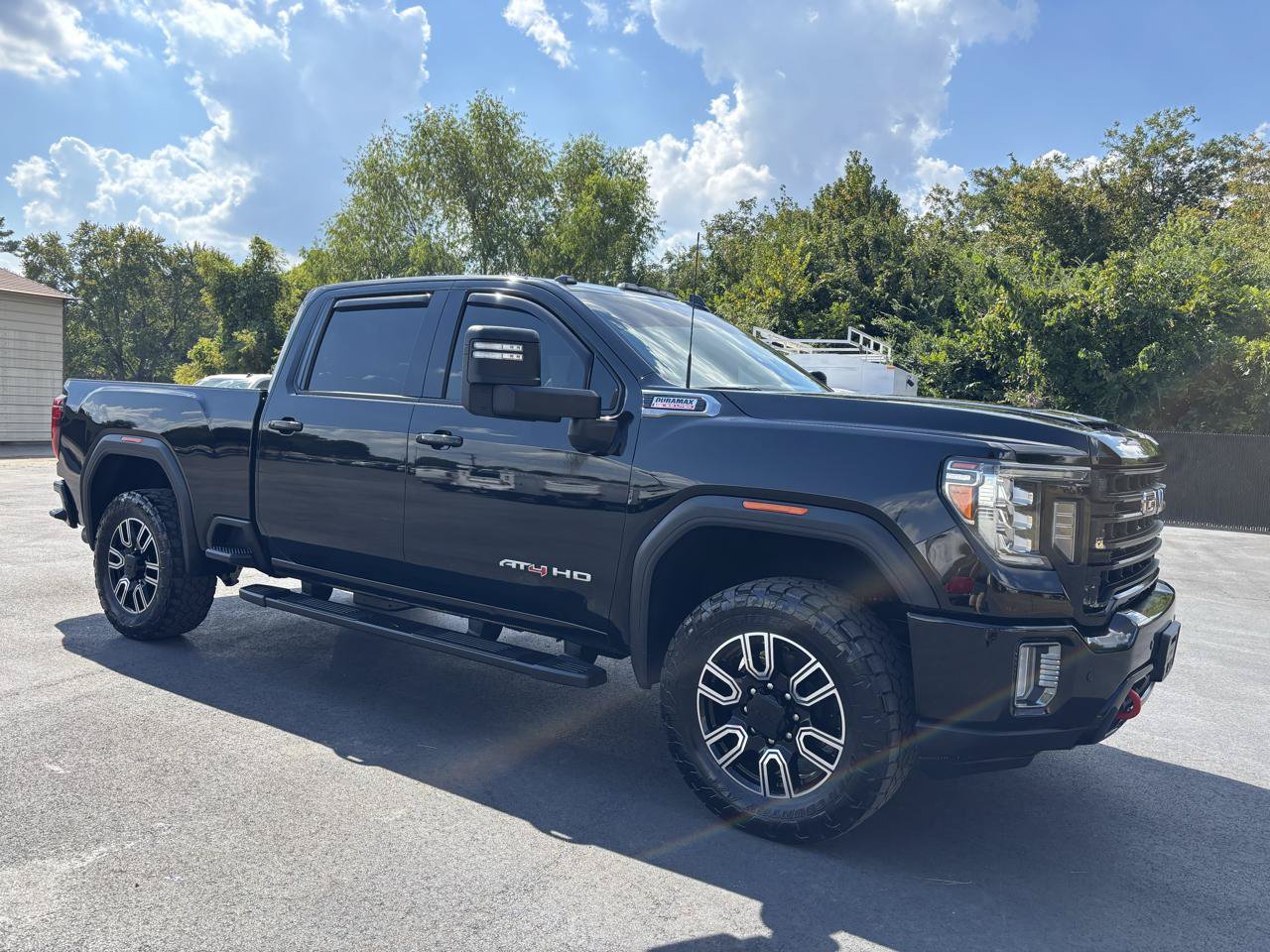 Used 2020 GMC Sierra 2500 AT4 w/ AT4 Premium Package AWD/4WD image 5