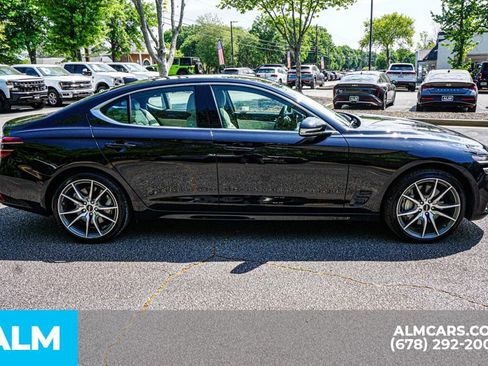 Used 2025 Genesis G70 2.5T AWD/4WD image 9