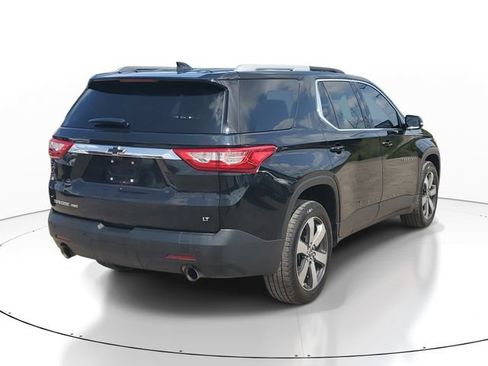 Used 2018 Chevrolet Traverse LT w/ LPO, Floor Liner Package AWD/4WD image 4