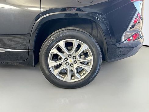 Used 2020 Chevrolet Traverse Premier w/ LPO, Floor Liner Package AWD/4WD image 36