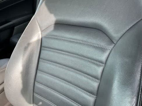 Used 2015 Ford Fusion SE w/ Equipment Group 202A FWD image 7