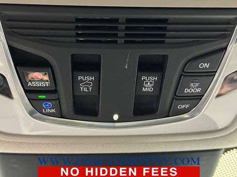 Used 2022 Acura MDX SH-AWD w/ Technology Package image 36